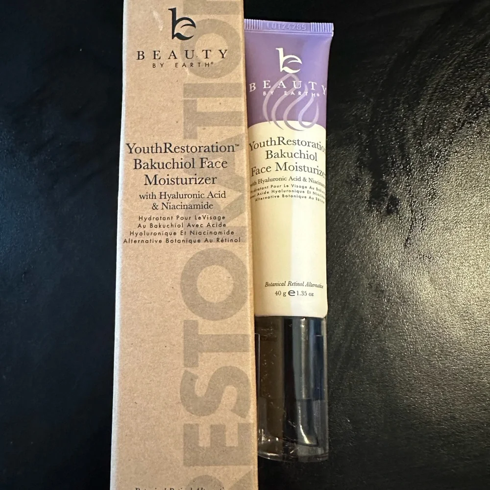 Beauty by Earth YouthRestoration Bakuchiol face Moisturizer New - Picture 2 of 5